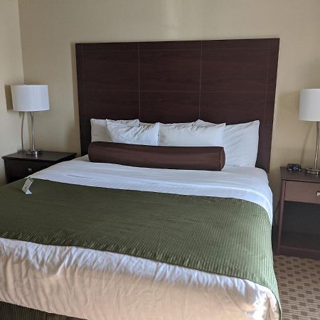 Cobblestone Inn & Suites-Winterset Ngoại thất bức ảnh